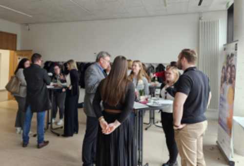 Teilnehmenden des Netzwerktreffens an der OTH Regensburg
