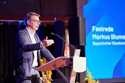 Bayerns Staatsminister für Wissenschaft und Kunst, Markus Blume, MdL